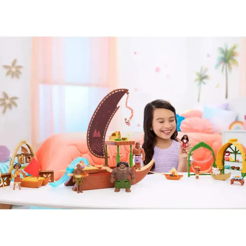 Disney Moana 2 Moana's Canoe Crew Playset