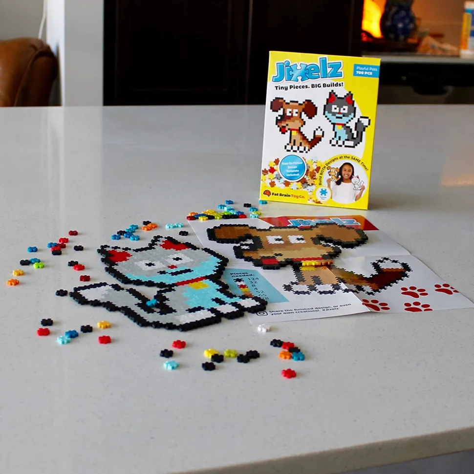 Fat Brain Toys Jixelz Pet Pals 700 pc Set