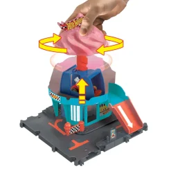 Hot Wheels City Track Ice Cream Shop Playset