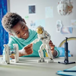 LEGO® Creator Space Astronaut 3in1 Toy Set 31152