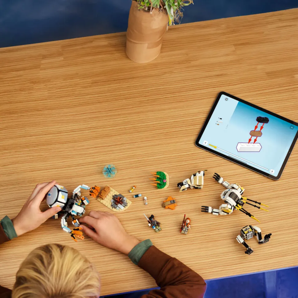 LEGO® Horizon Aloy&Varl vs. Shell-Walker&Sawtooth 768 Piece Buildi