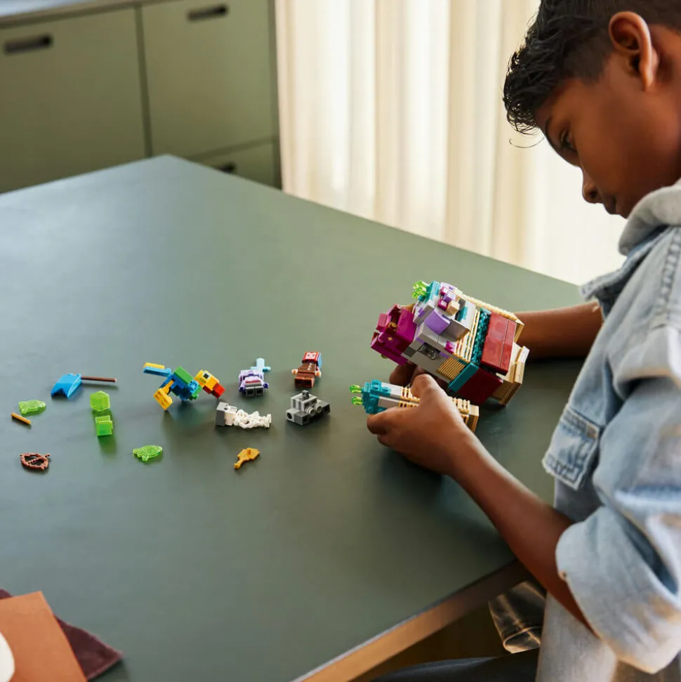 LEGO® Minecraft Legends® The Devourer Showdown 21257