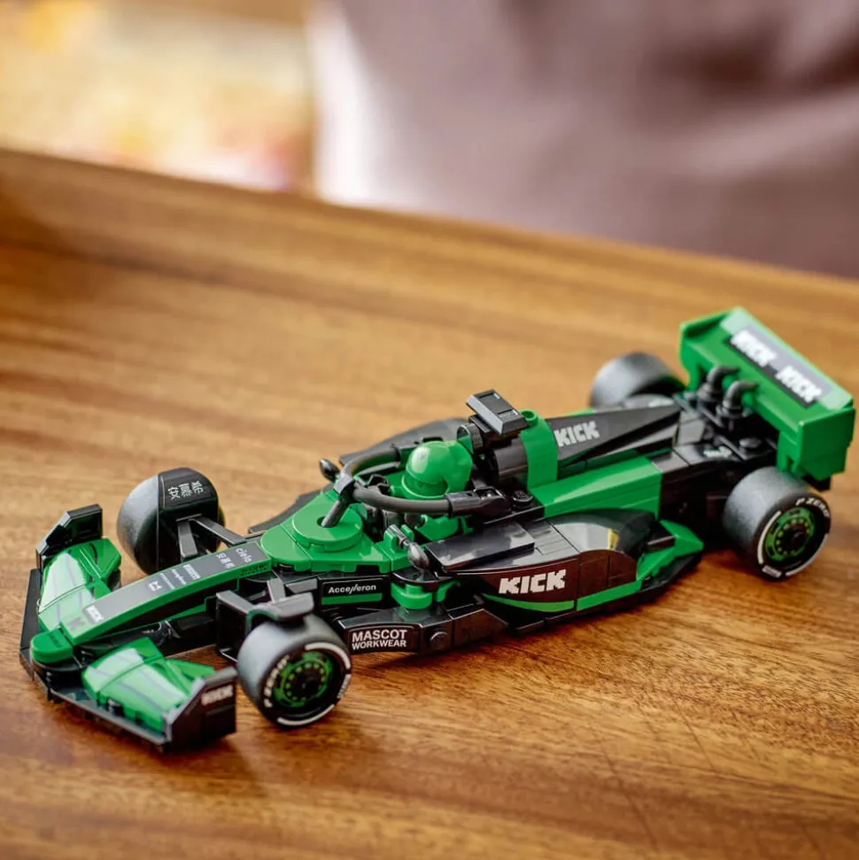 LEGO® Speed Champions F1 KICK Sauber F1® Team C44 Race Car 259 Piece B