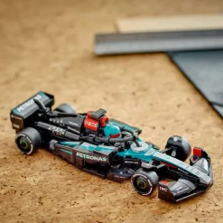 LEGO® Speed Champions F1 Mercedes-AMG F1® W15 Race Car 267 Piece Build