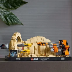 LEGO® Star Wars™ Mos Espa Podrace™ Diorama 718 Piece Building Set (753