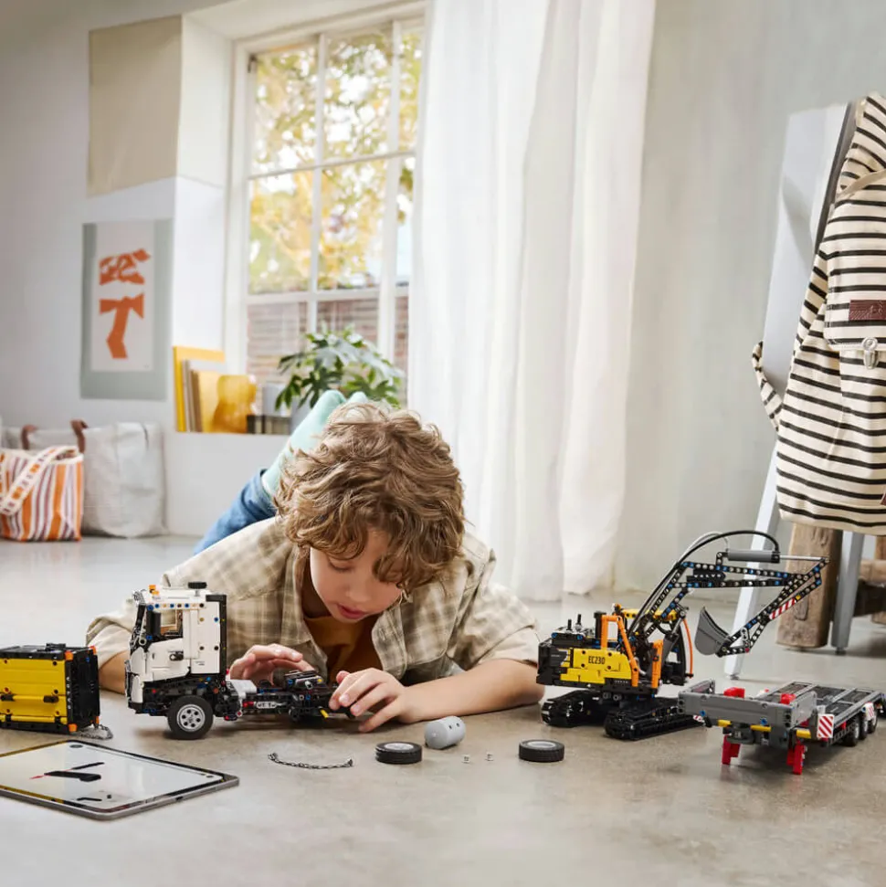 LEGO® Technic Volvo FMX Truck&EC230 Electric Excavator 2274 Piece Building Set (42175)