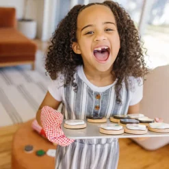 Melissa and Doug Slice and Bake Cookie Wooden Food Play Set
