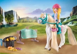 PLAYMOBIL Washing Station with Isabella and Lioness Playset