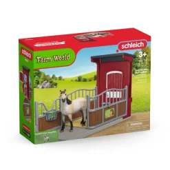 Schleich Farm World Ponybox with Mustang Mare
