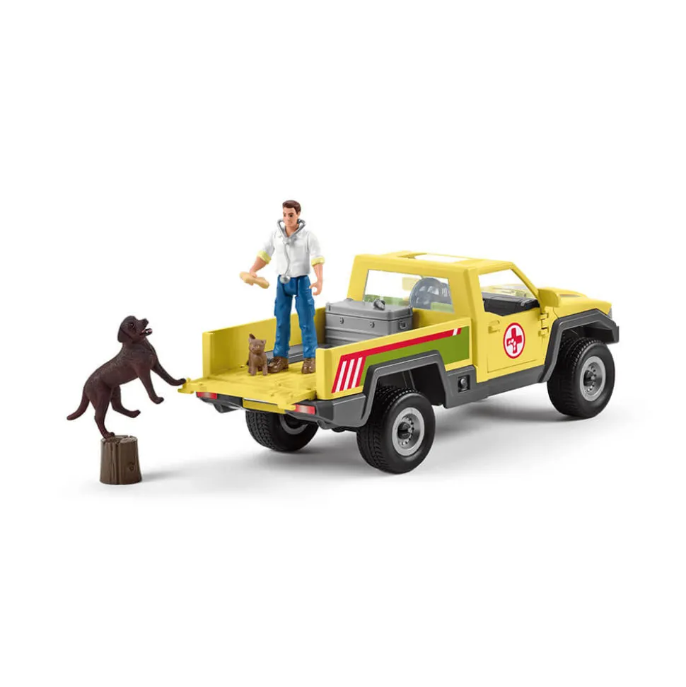 Schleich Farm World Veterinarian Visit At The Farm Playset